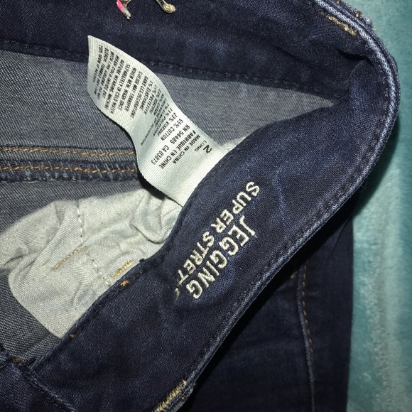 Dark wash American Eagle jeggings - Picture 3 of 4